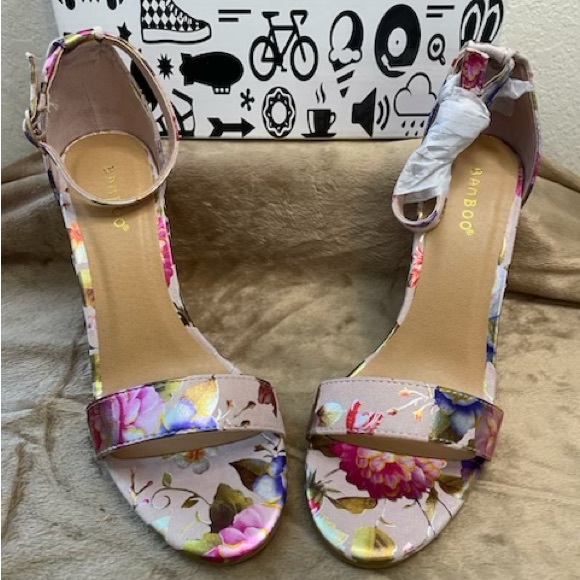 Bamboo Frenzy-41S Spring Multi - Picture 1 of 3